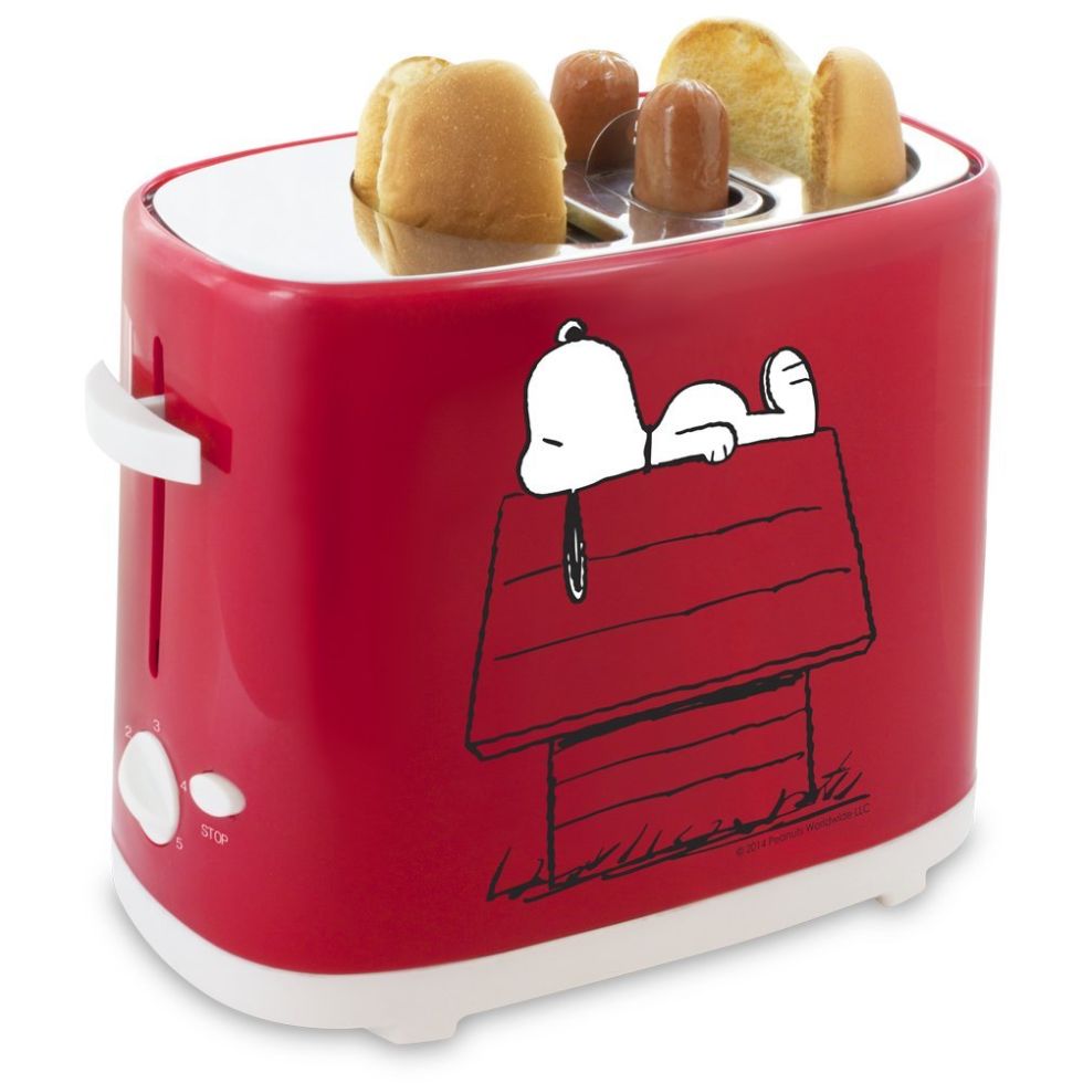 http://bpc.h-cdn.co/assets/16/05/980x980/smart-planet-peanuts-snoopy-hot-dog-and-bun-toaster.jpg