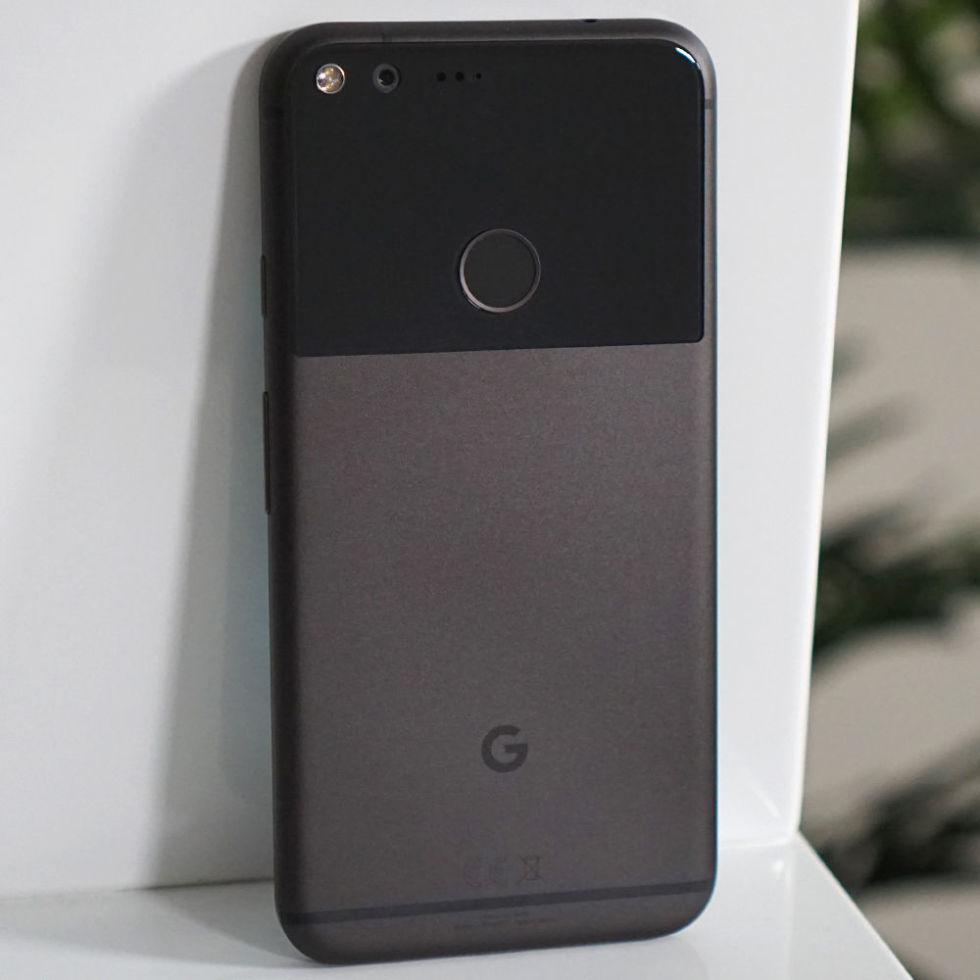 square-1477603185-google-pixel